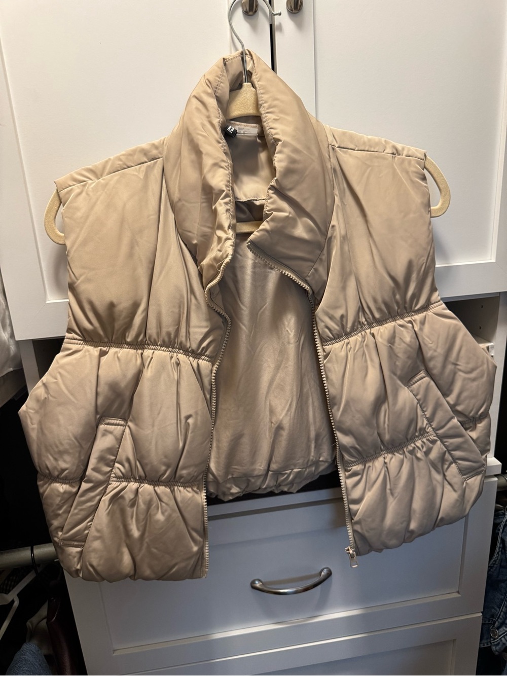 H&M Cream Quilted Puffer Vest